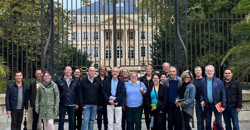 The group at Château Margaux Beginners Mind in Bordeaux: Participating in the WSG Bordeaux Wine Study Tour